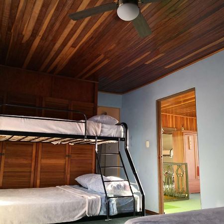 Vida Tropical Bed and Breakfast Alajuela Esterno foto