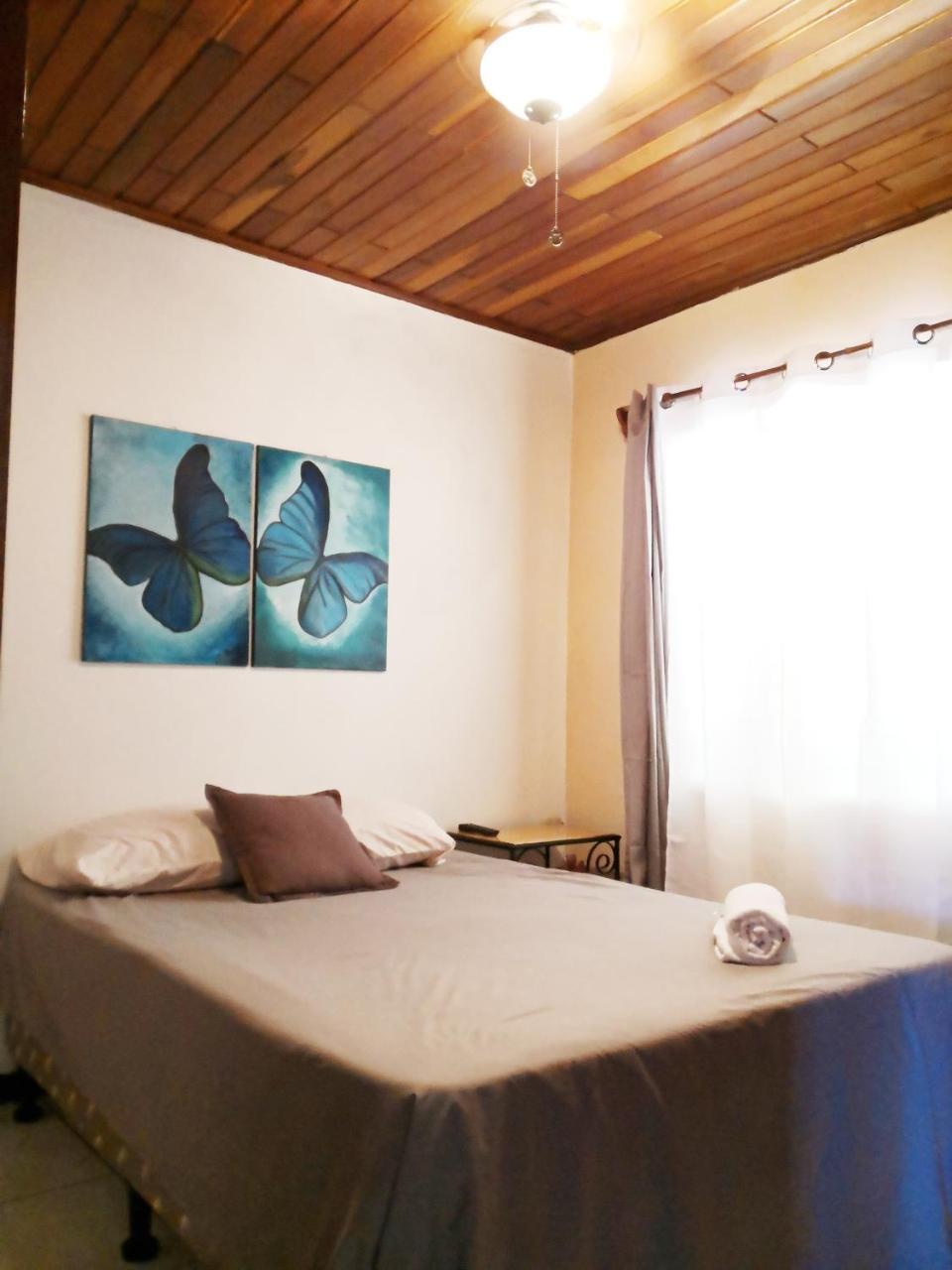 Vida Tropical Bed and Breakfast Alajuela Esterno foto
